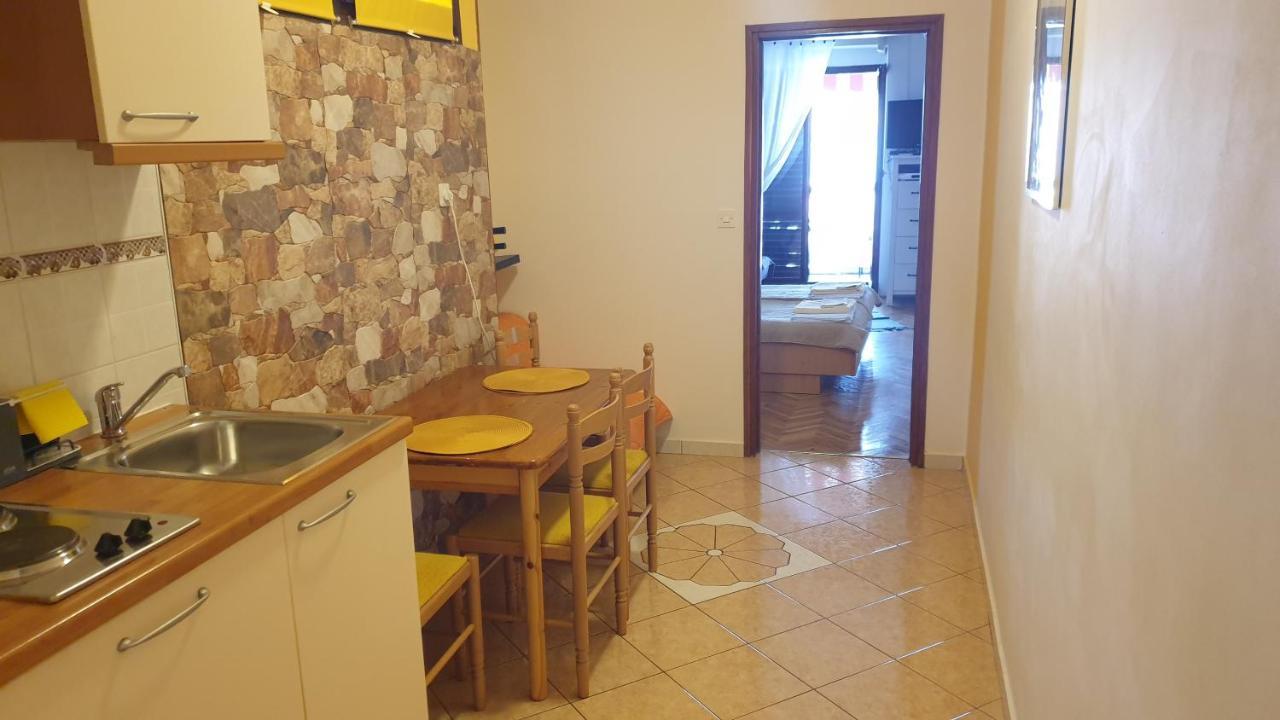 Apartmani Dea Jadranovo Exteriér fotografie