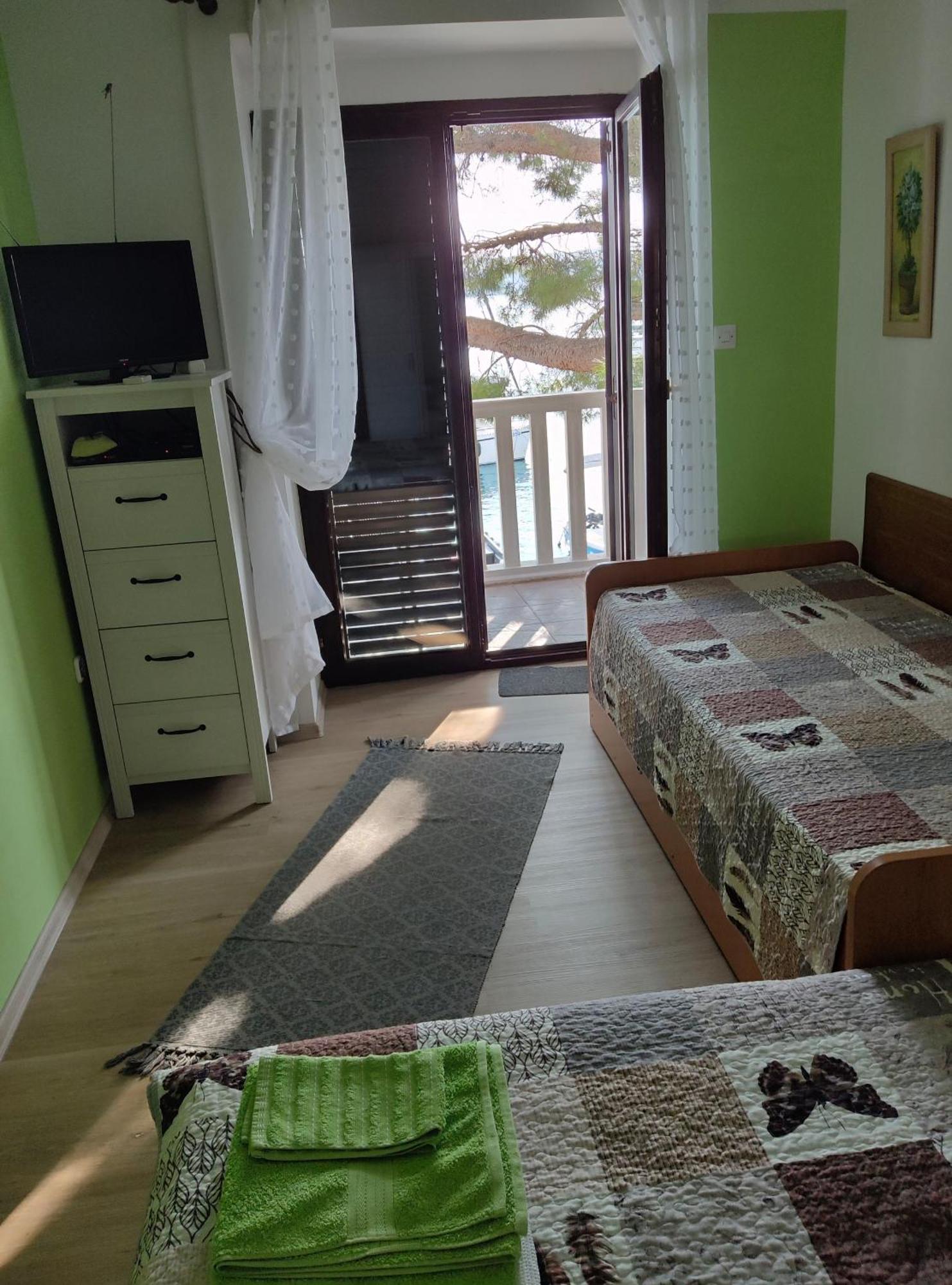 Apartmani Dea Jadranovo Exteriér fotografie
